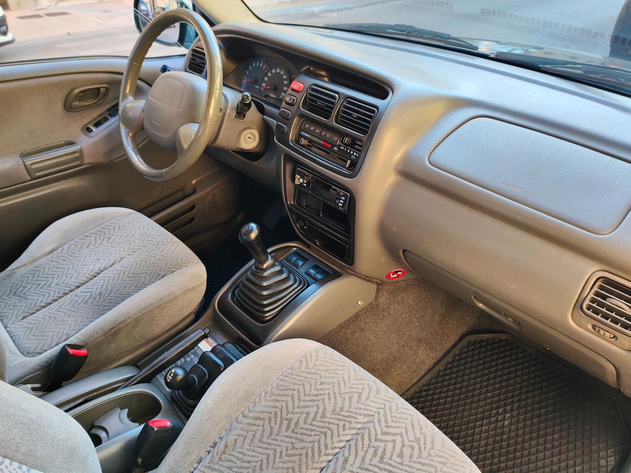 Suzuki Grand Vitara 4x4 1.6i 16V cat 3 porte GPL