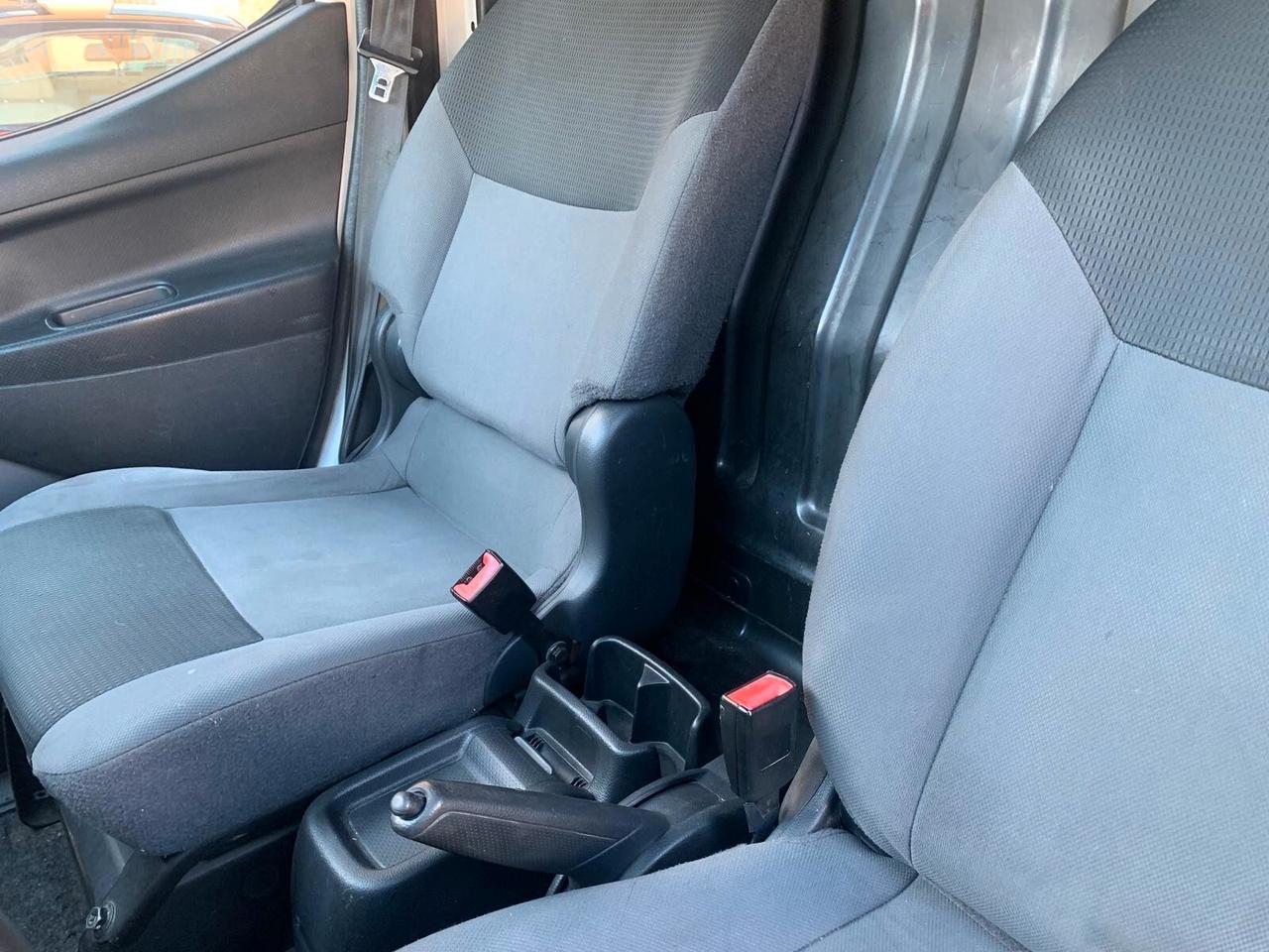 Nissan NV200 doppia porta laterale