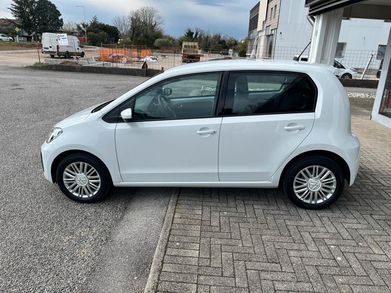 Volkswagen up! 1.0 5p. eco move BlueMotion Technology