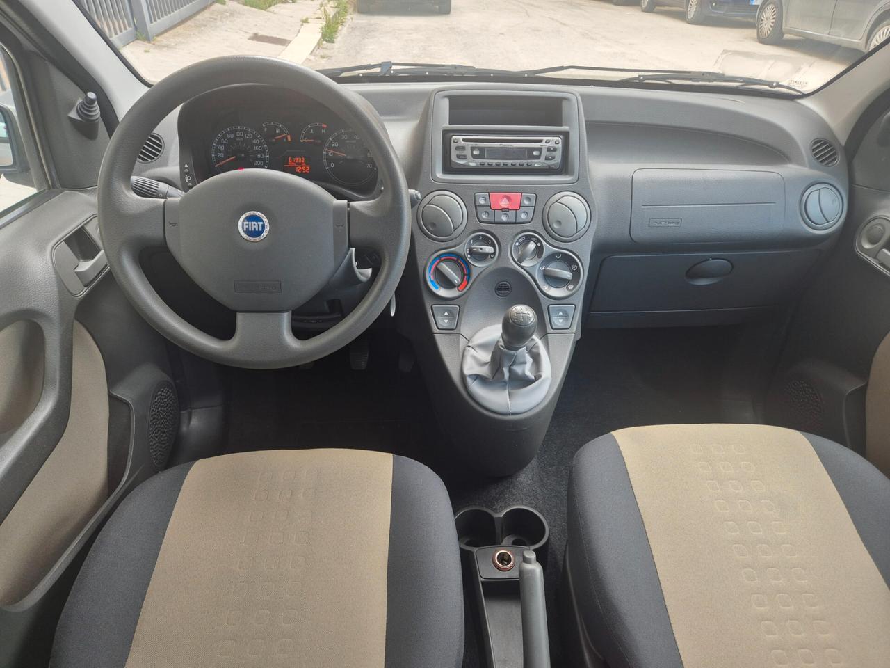 FIAT PANDA 1.2 BENZINA 60 CV SOLI KM 61000 CERTIFICATI