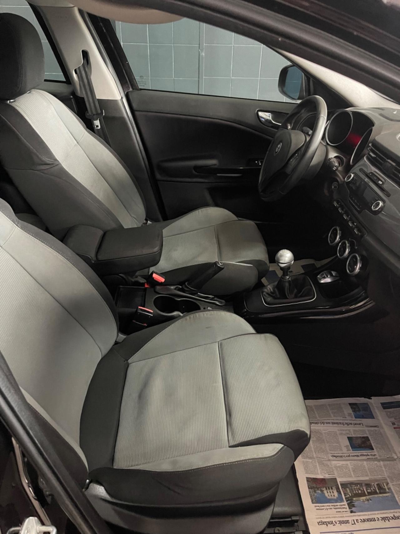 Alfa Romeo Giulietta 1.6 JTDm-2 105 CV Distinctive
