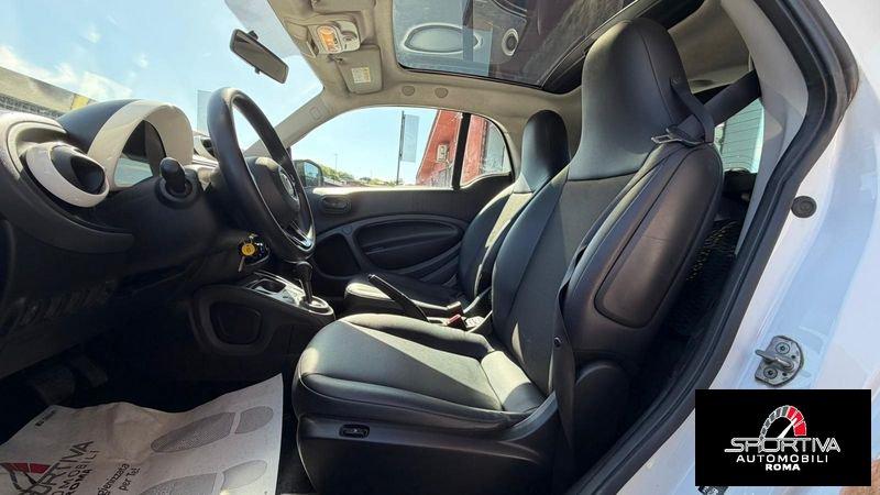 smart fortwo PELLE NAVI TETTO RATA MENSILE 193,00 EURO 70 1.0 52kW passion
