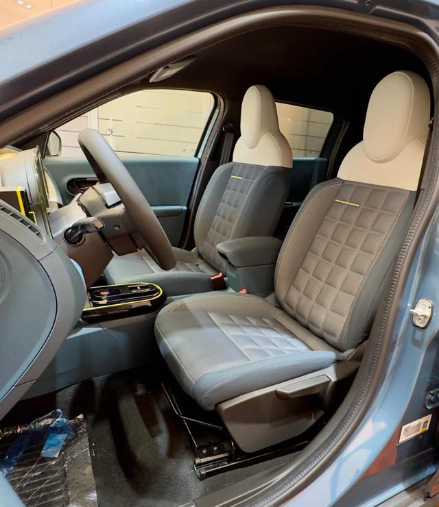 FIAT Grande Panda 1.2 Hybrid 110 CV S&S La Prima km0 uff. Italia