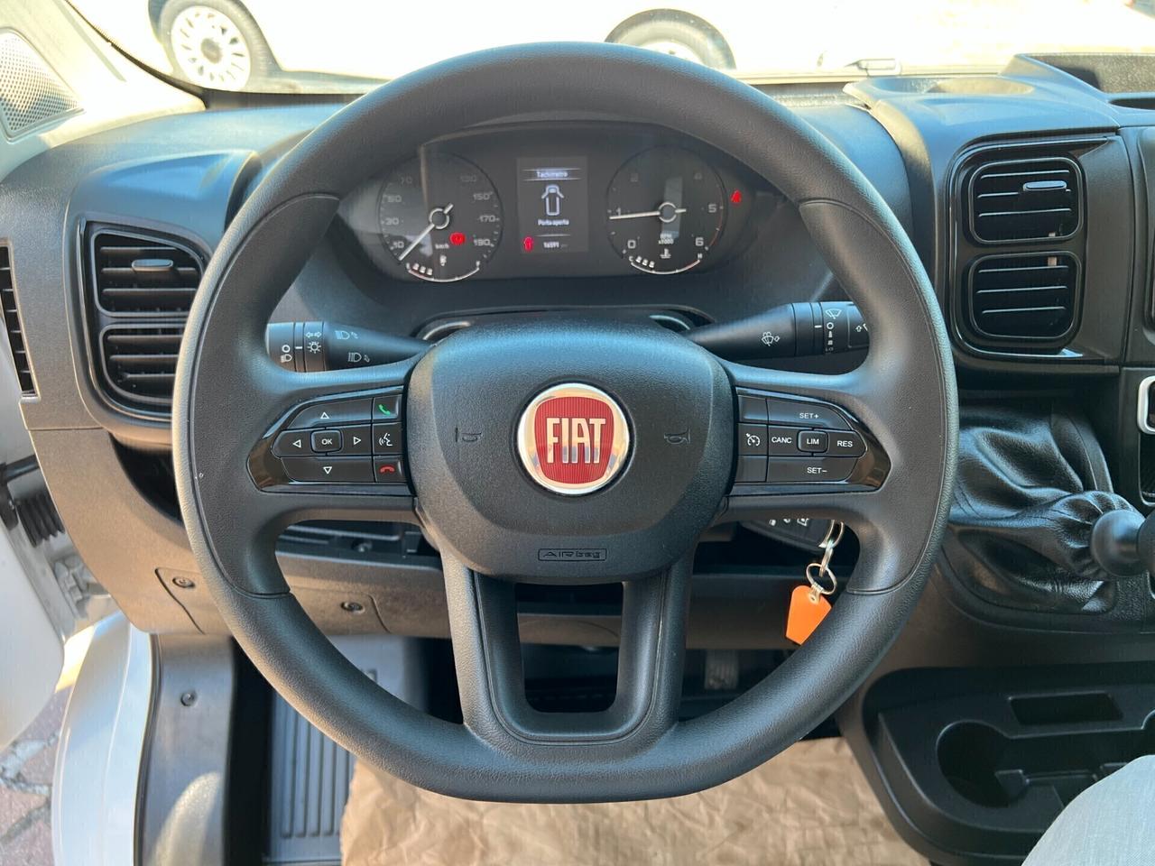 Fiat Ducato 35 2.2 Mjt 140CV PLM-TM Furgone con RAMPA DI CARICO