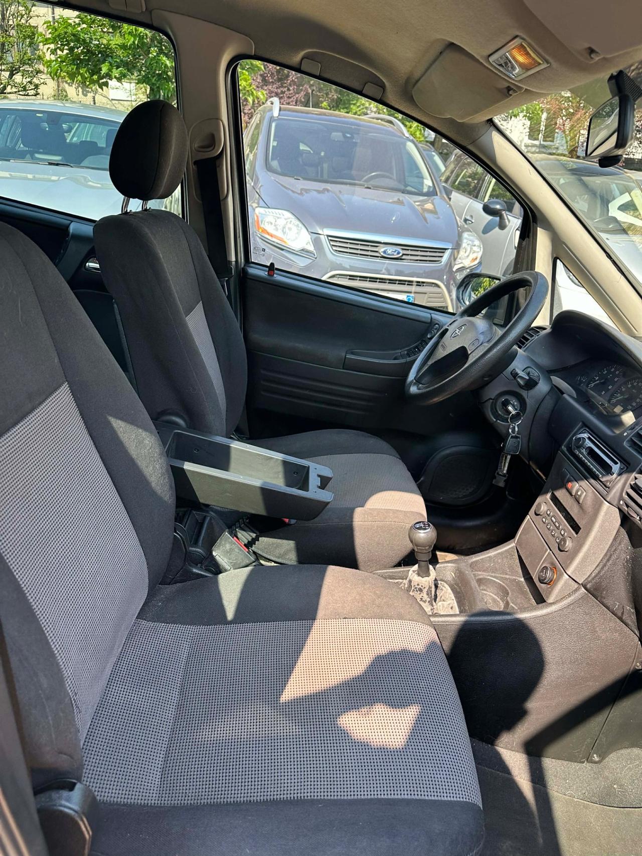 Opel ZAFIRA 1.6 16V ELEGANCE 7 POSTI KMCERT UNICOPR