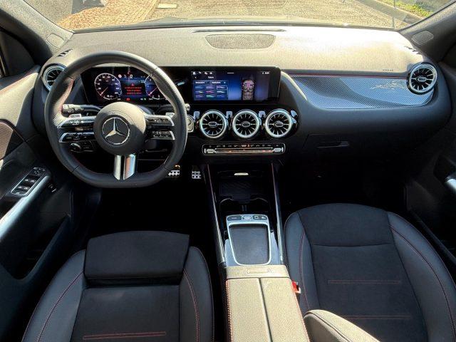 MERCEDES-BENZ GLA 200 d Automatic AMG Line Premium NIGHT - NAVI - 19