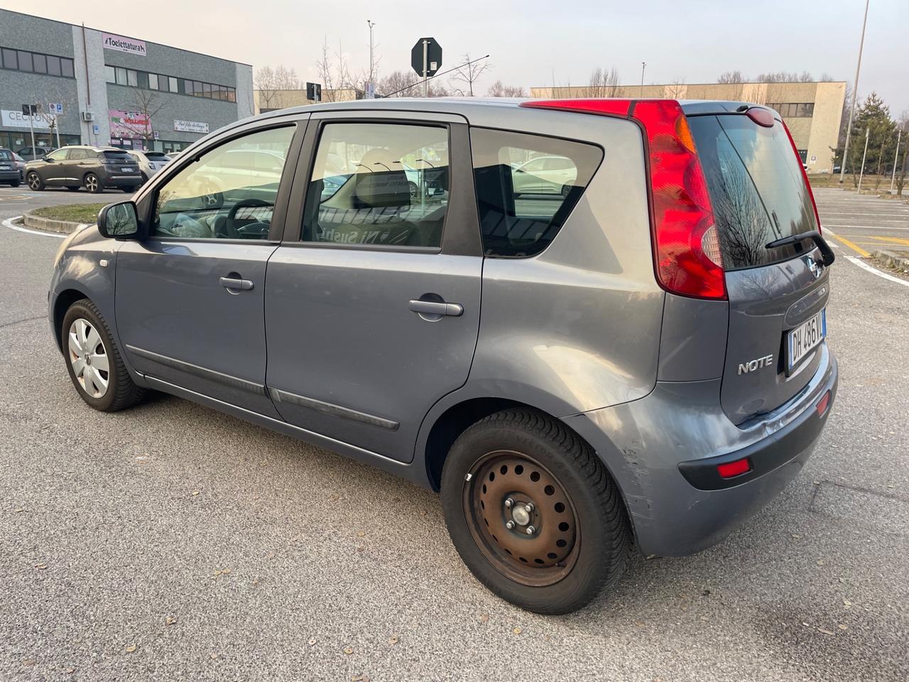 Nissan Note 1.4 16V *Neopatentati*