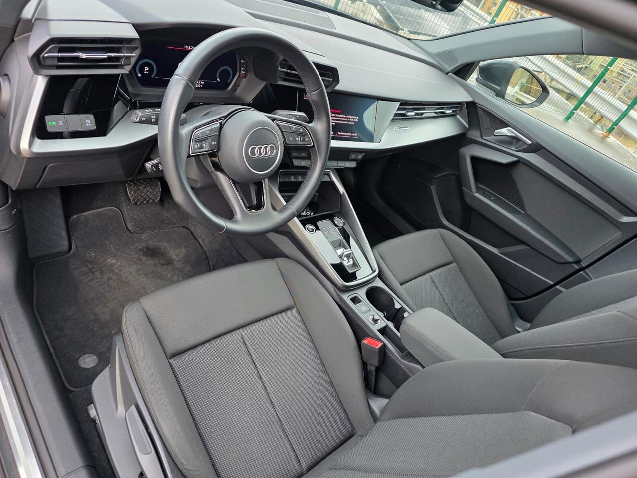 Audi A3 35 TFSI S tronic S-line edition