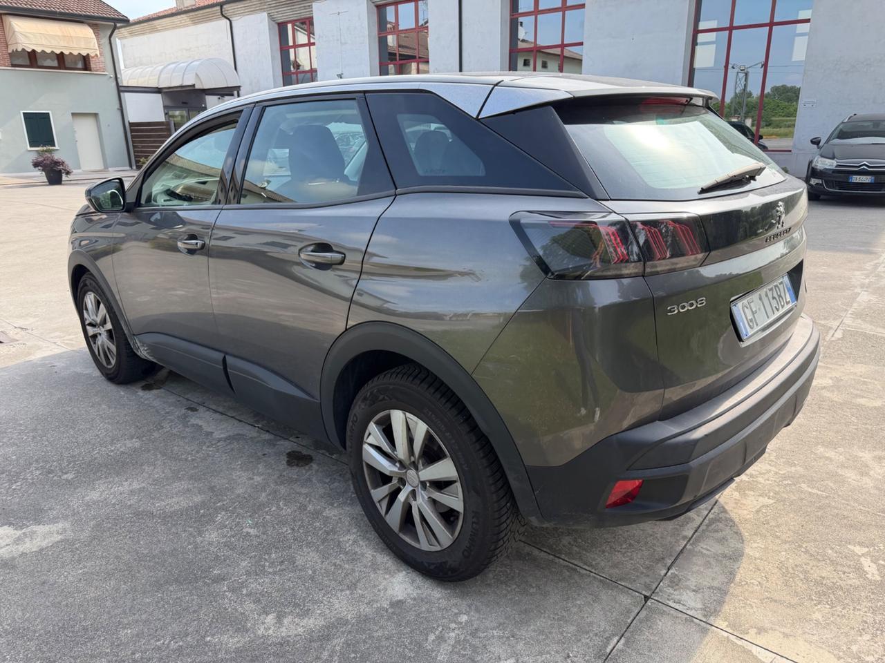 Peugeot 3008 BlueHDi 130 S&S EAT8 Active Pack