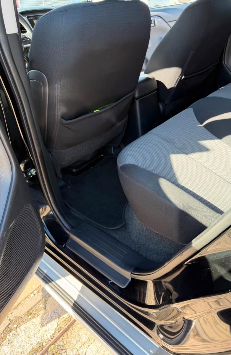 Mitsubishi L200 Double Cab climatizzatore cruise control hardtop