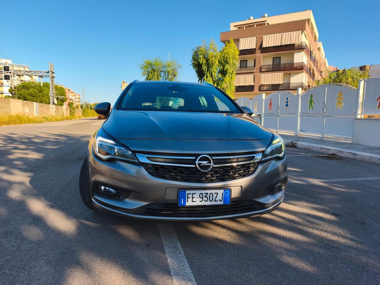 Opel Astra 1.6 CDTi 110CV Start&Stop Sports Tourer Elective