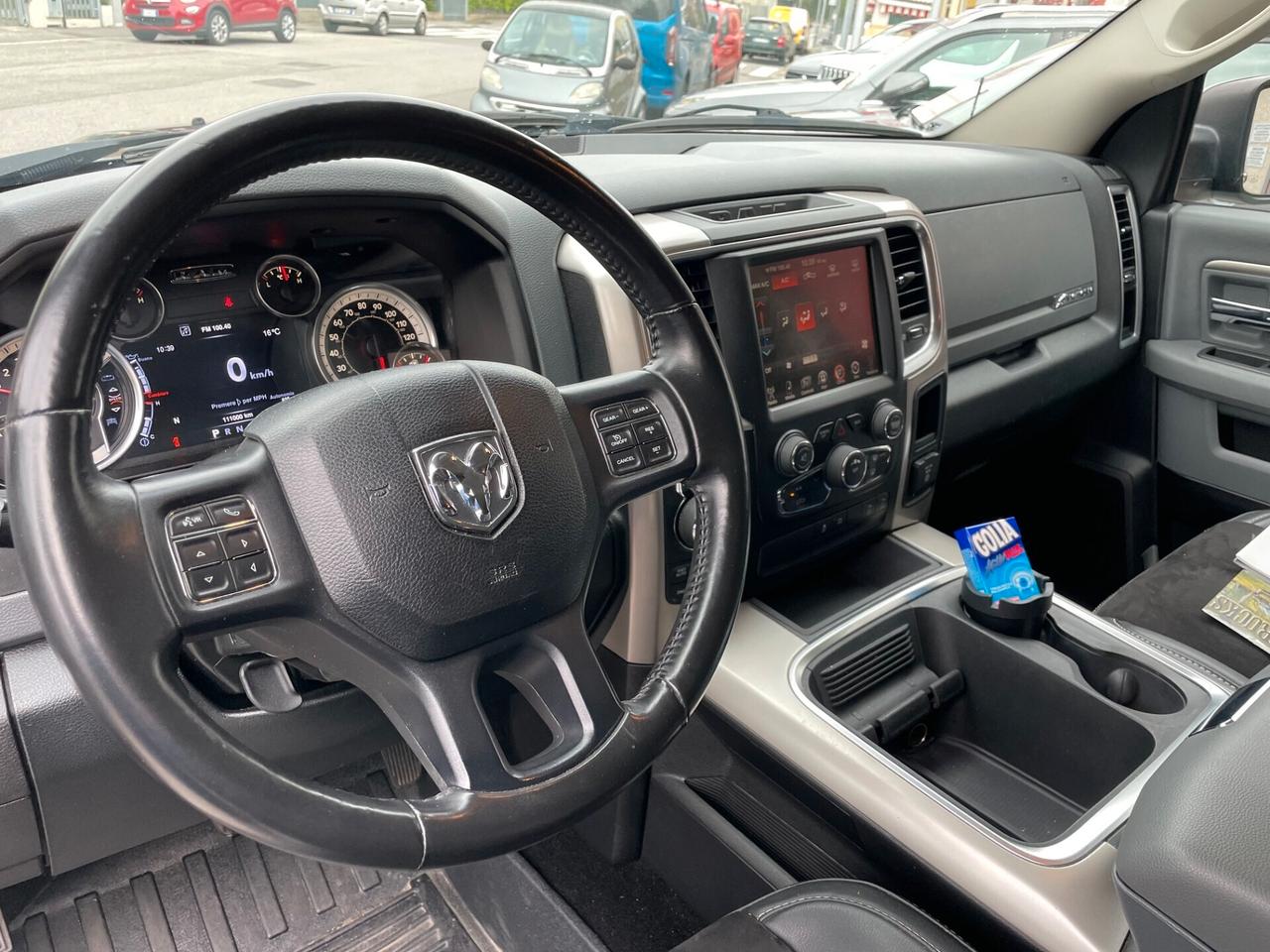 Dodge RAM 1500 5.7 V8 Crew Cab MB Longhorn at8