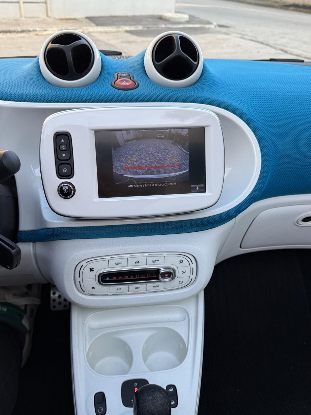 Smart ForTwo 90 0.9T twinamic cabrio Urbanrunner Proxy