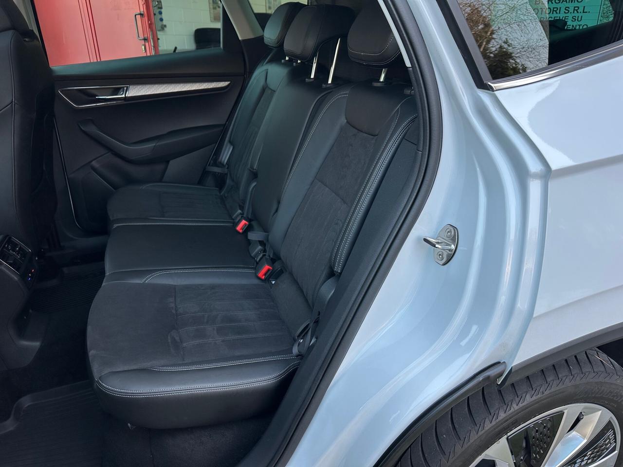 Skoda Karoq 1.5 tsi Executive dsg unipr. TETTO GARANZIA