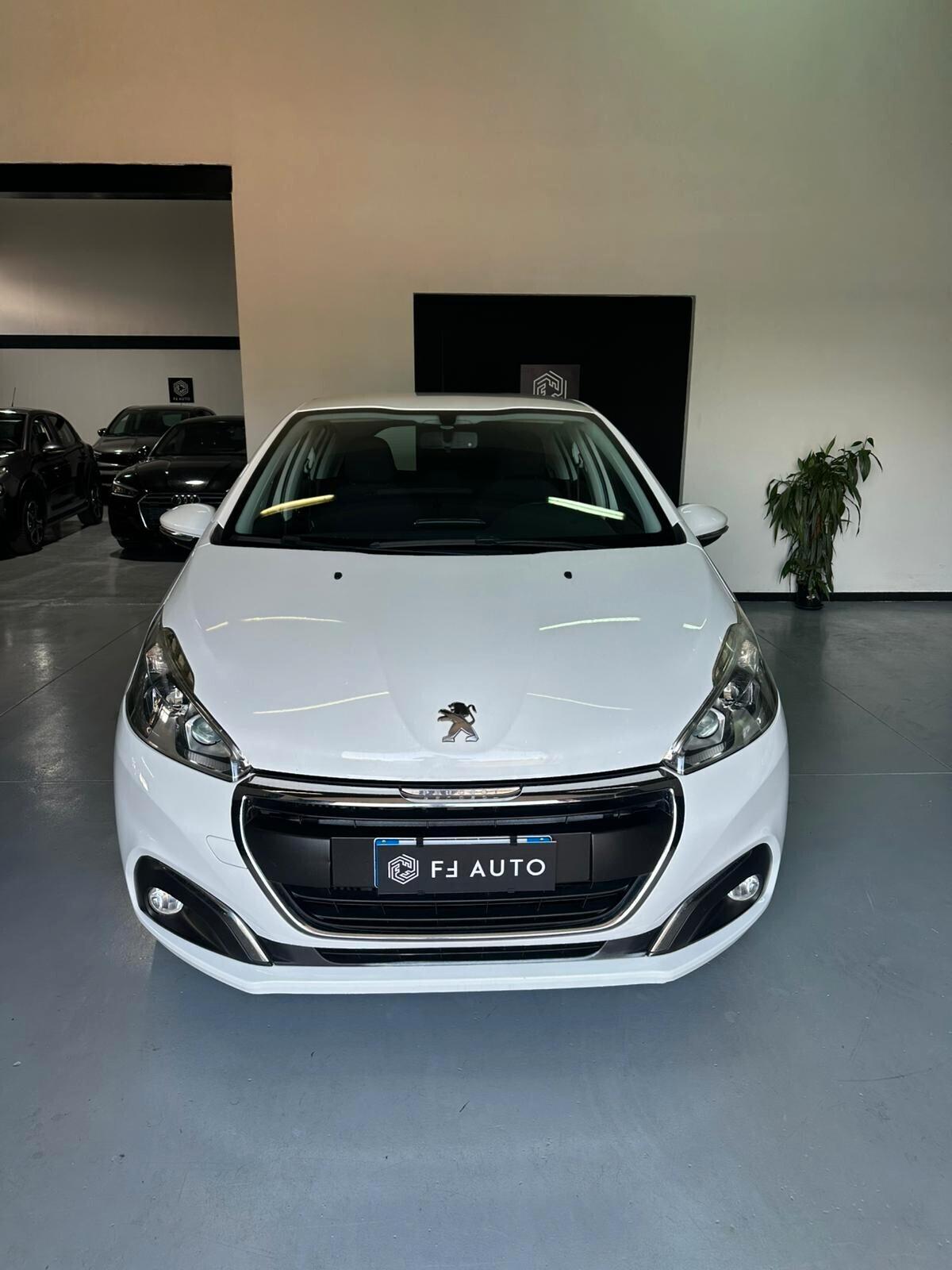 Peugeot 208 BlueHDi 75 5 porte Allure