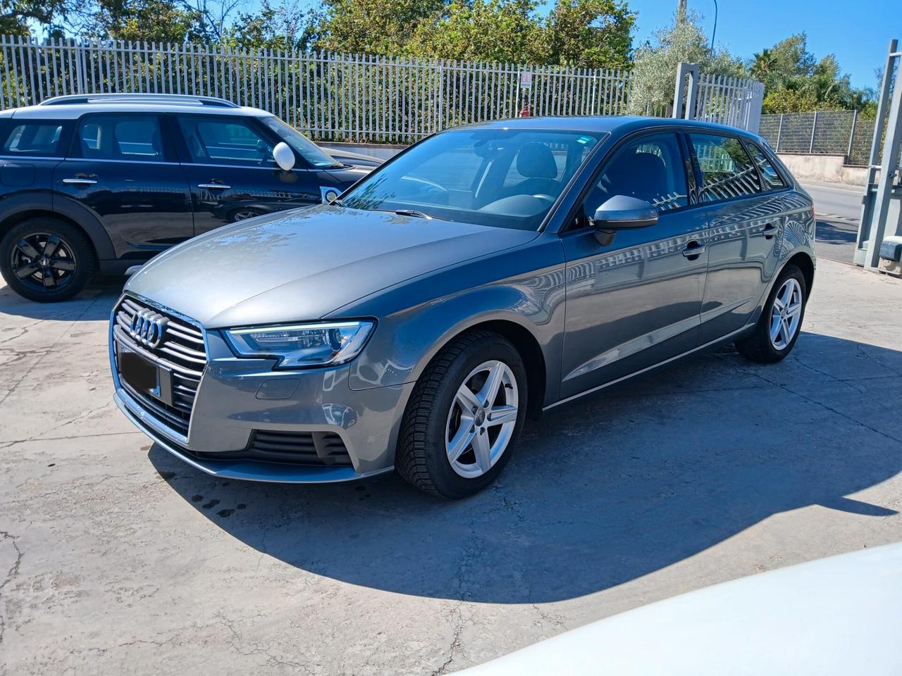 Audi A3 SPB 35 TDI S tronic Business