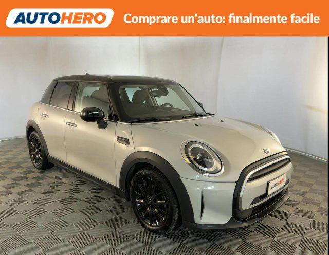 MINI Cooper 1.5 Cooper Essential 5 porte