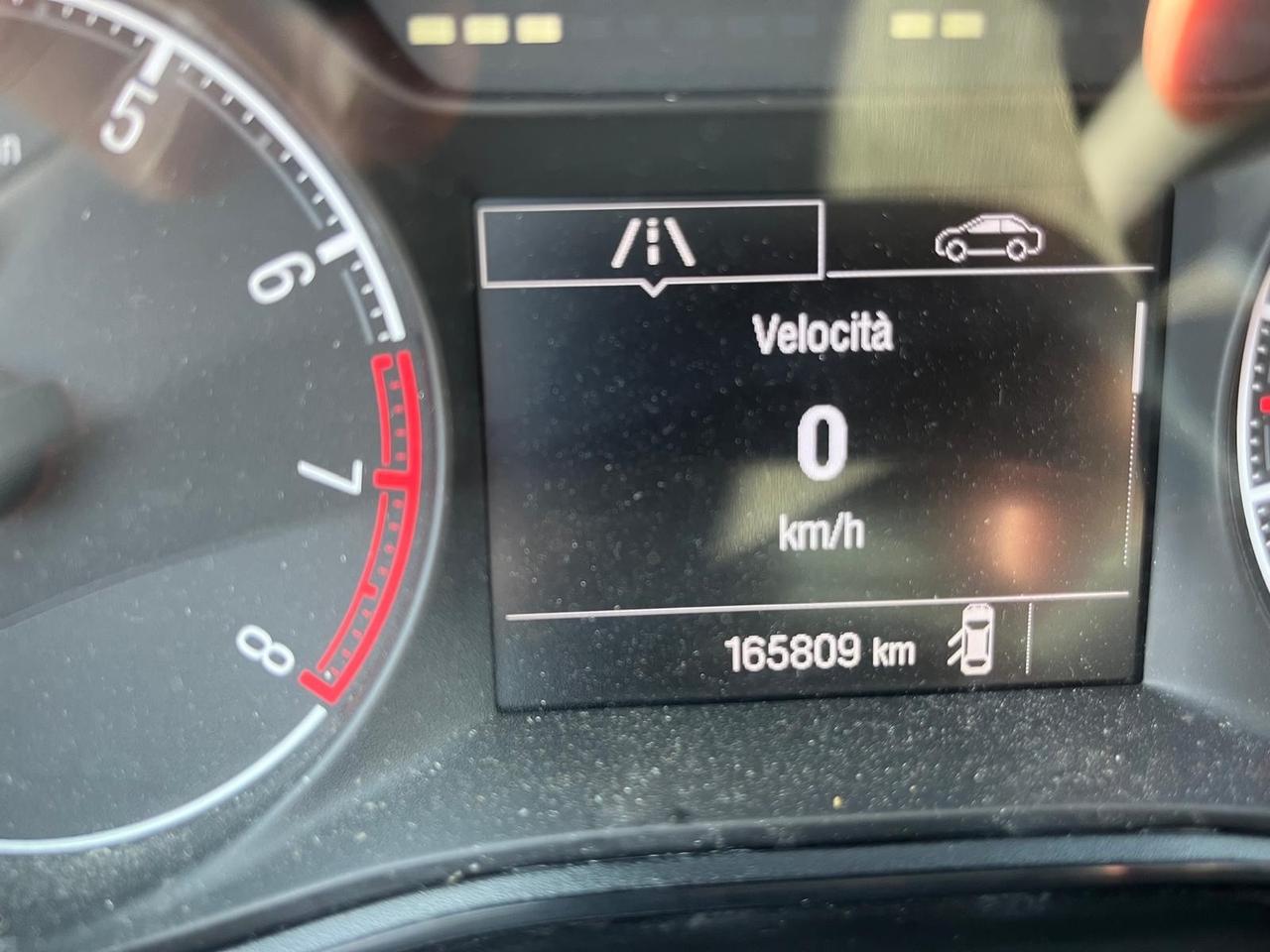 Opel corsa 5P- 5 serie - 1.4 gpl -full-2017