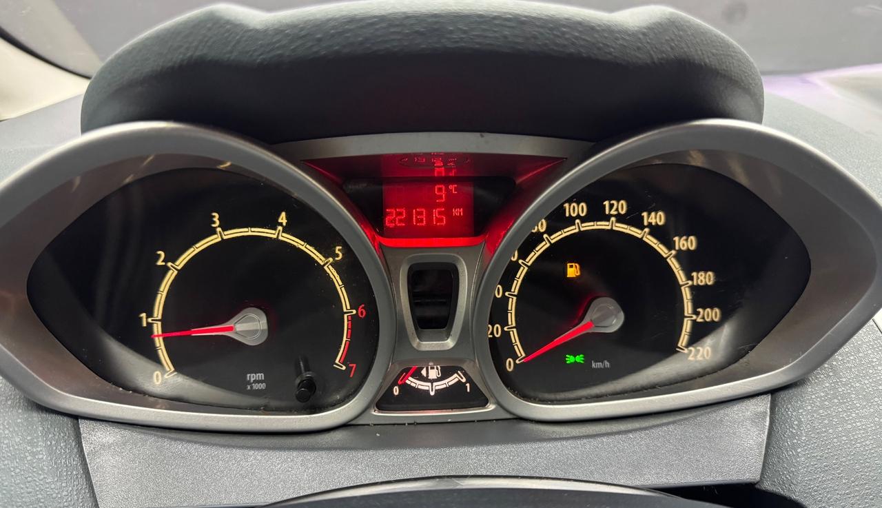 Ford Fiesta 1.4 Benzi. GPL 5Porte ADATTA NEOPATENTATI