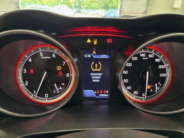 SUZUKI Swift 1.2 Hybrid 4WD AllGrip Top