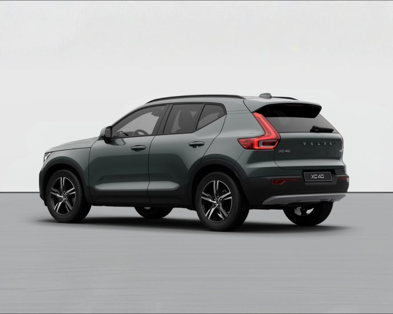 VOLVO XC40 CORE B3 AUTO PREZZO PROMO FINO A FINE MESE