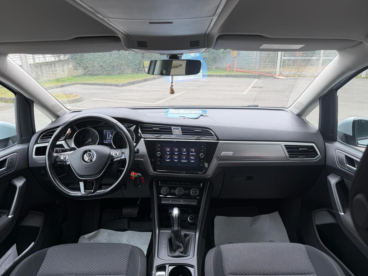 Volkswagen Touran 1.6 TDI 115 CV SCR DSG Executive BlueMotion Tech.