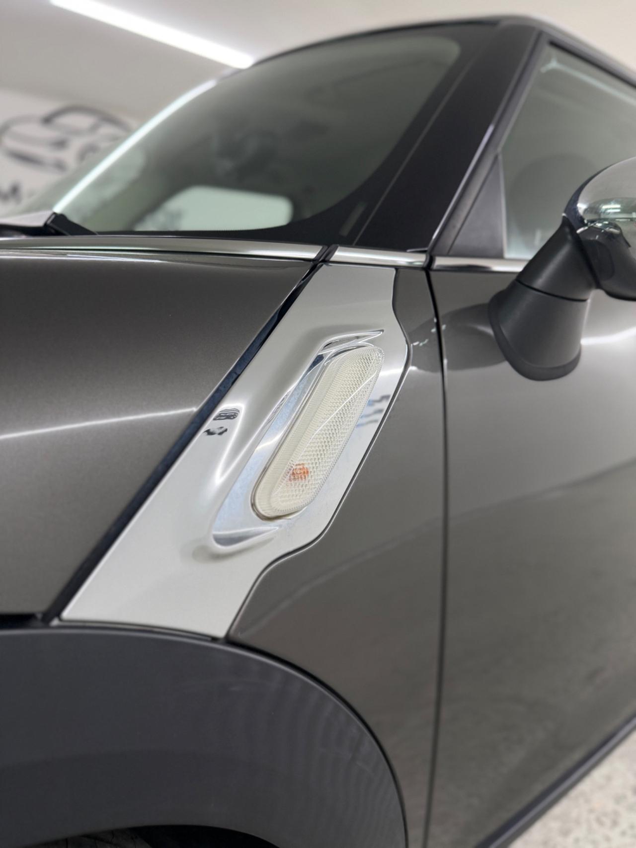 Mini Cooper D COUNTRYMAN(anno 2013)