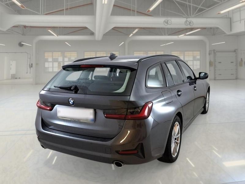 BMW 320 xDrive 48V Business Advantage Touring aut