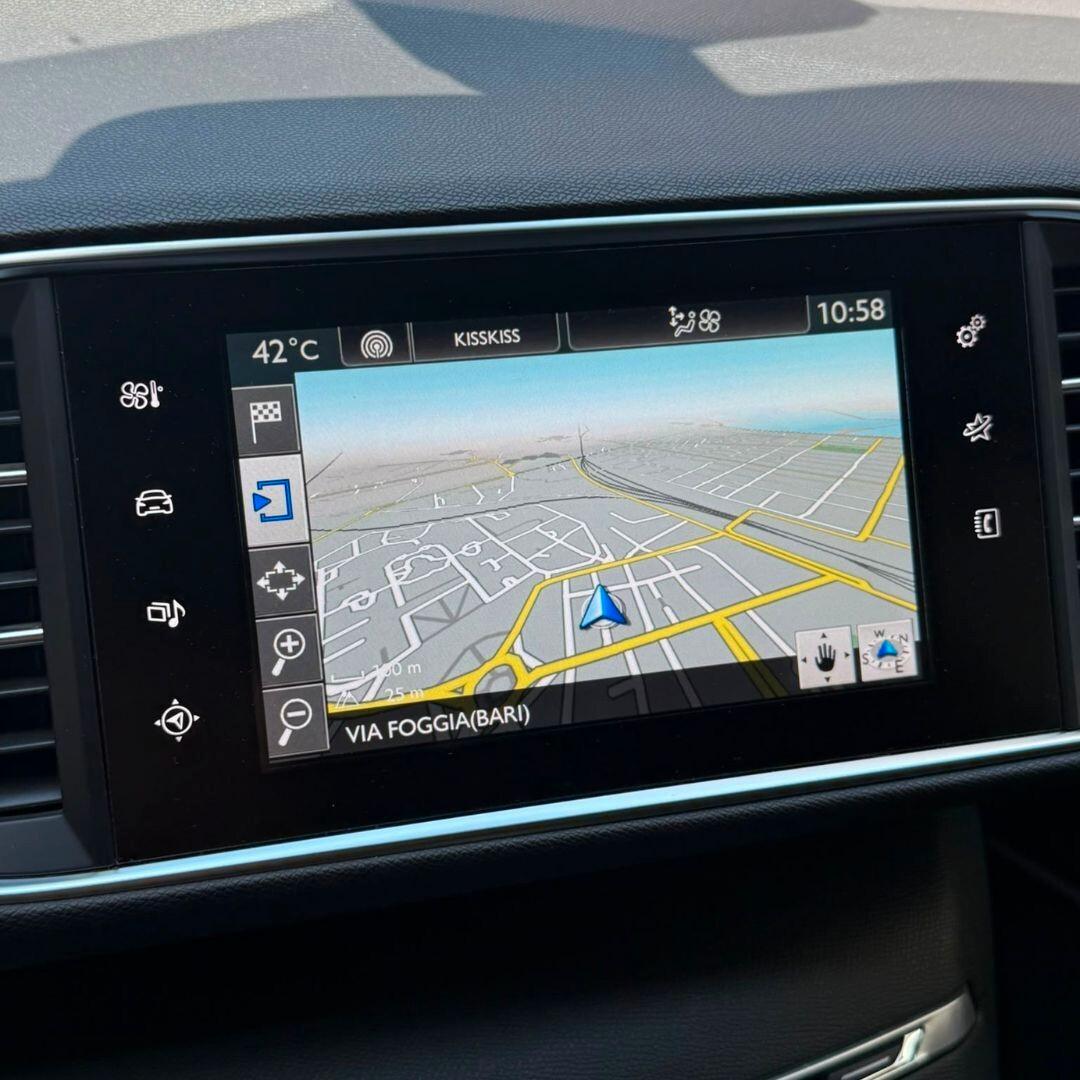 Peugeot 308 BlueHDi - 120CV