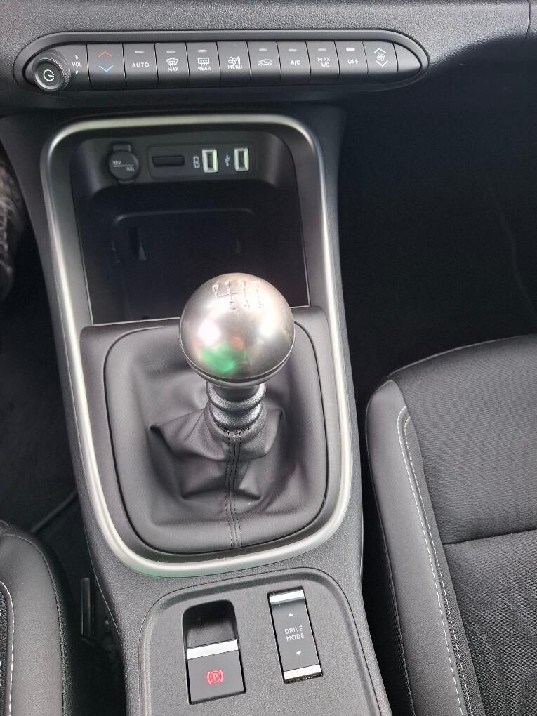 Jeep Avenger 1.2 Turbo 100 CV Summit