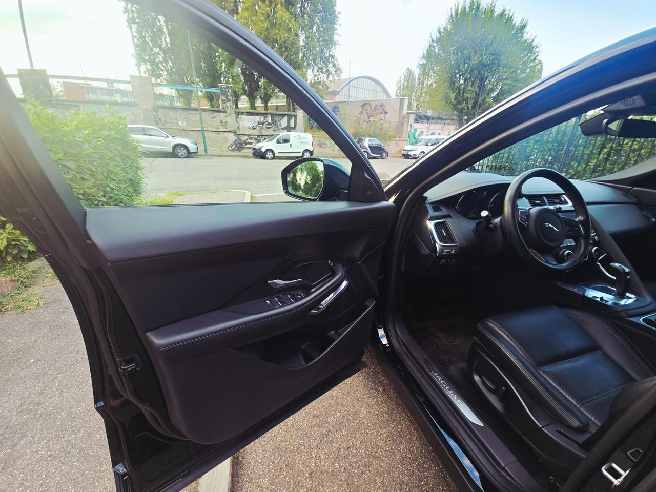 JAGUAR E-Pace 2.0d i4 (150cv) R-Dynamic S AWD