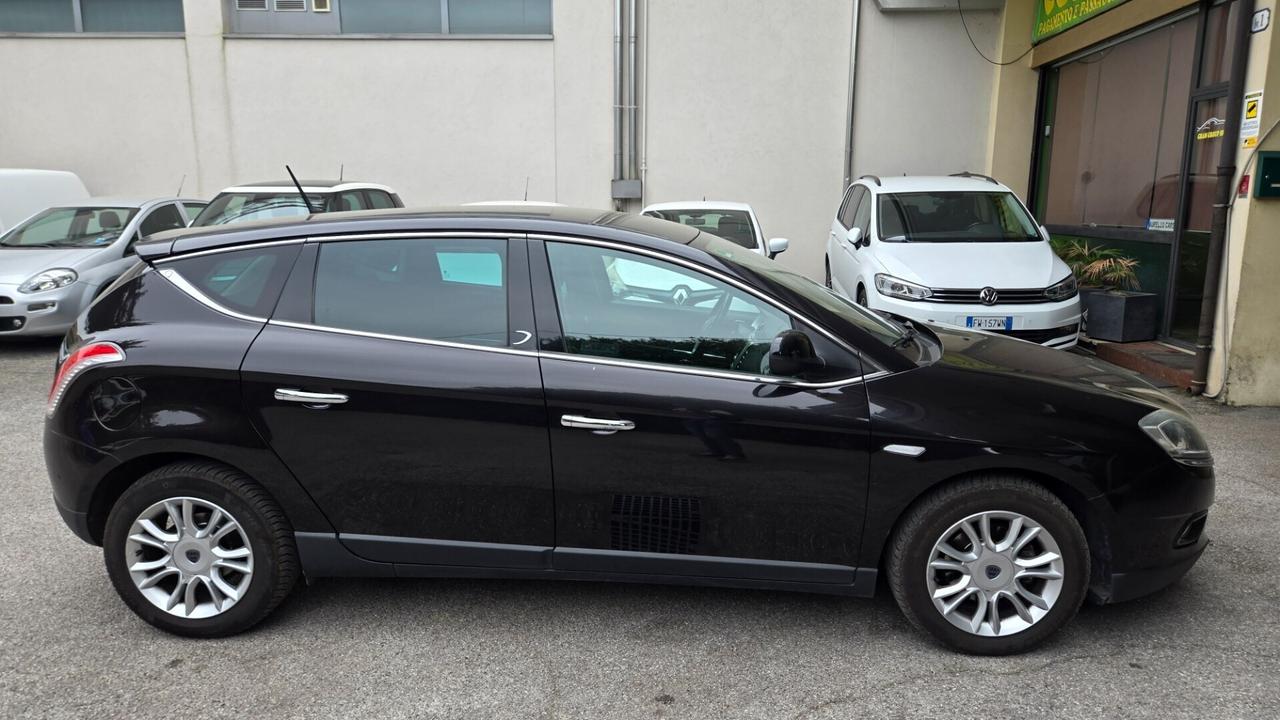 Lancia Delta 1.6 MJT DPF Gold