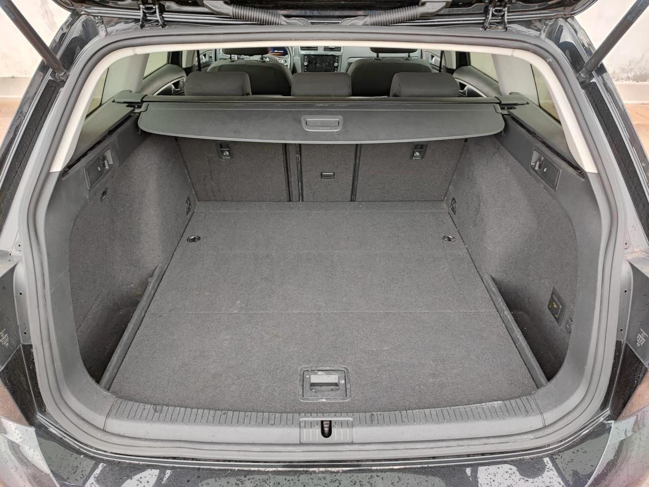 Volkswagen Golf Variant 1.6 TDI 115 CV DSG Highline BlueMotion Tech.