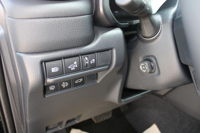 TOYOTA Land Cruiser 2.8 D4D A/T AWD Adventure