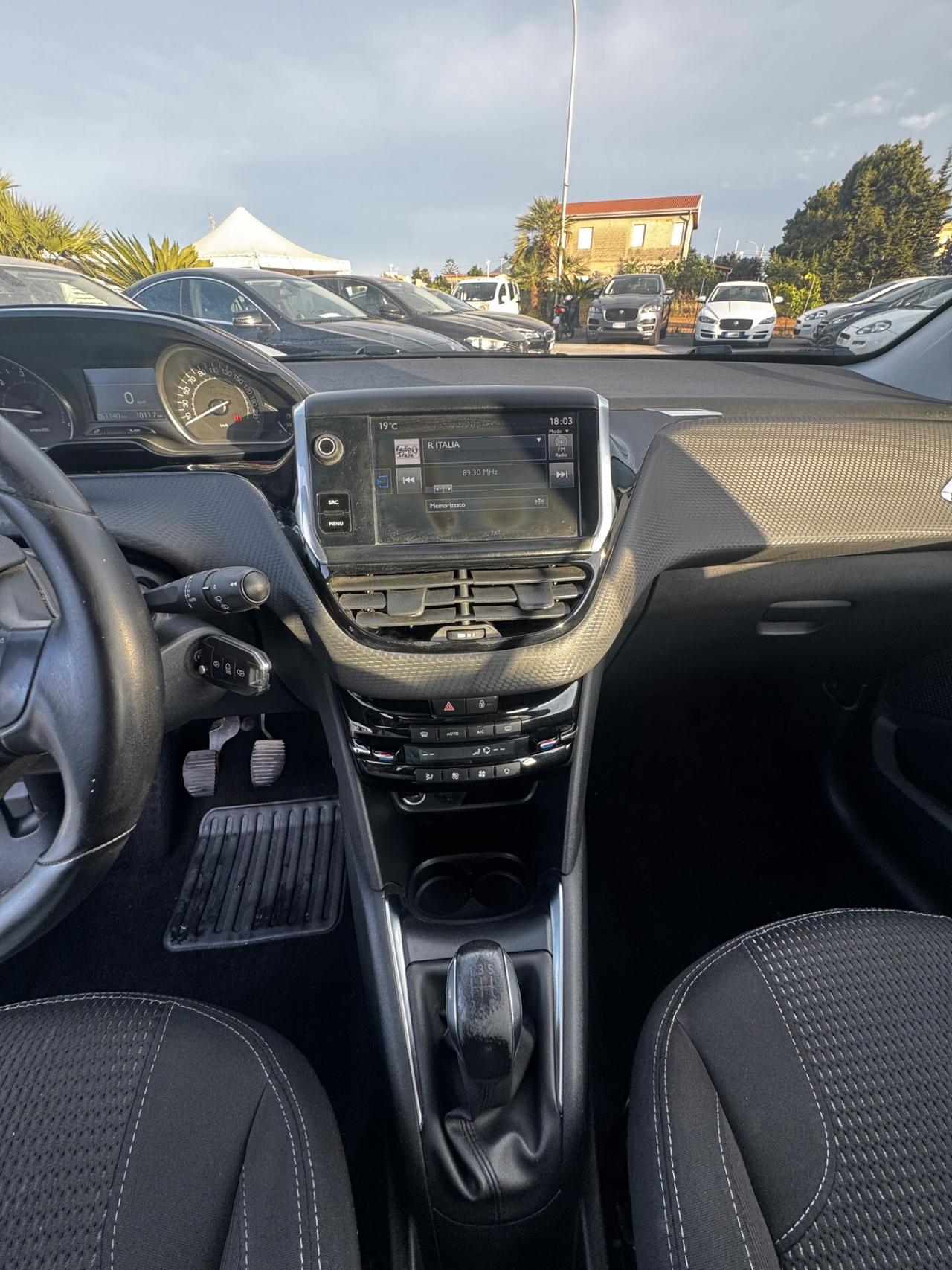 Peugeot 208 BlueHDi 120 S&S 3 porte GT Line