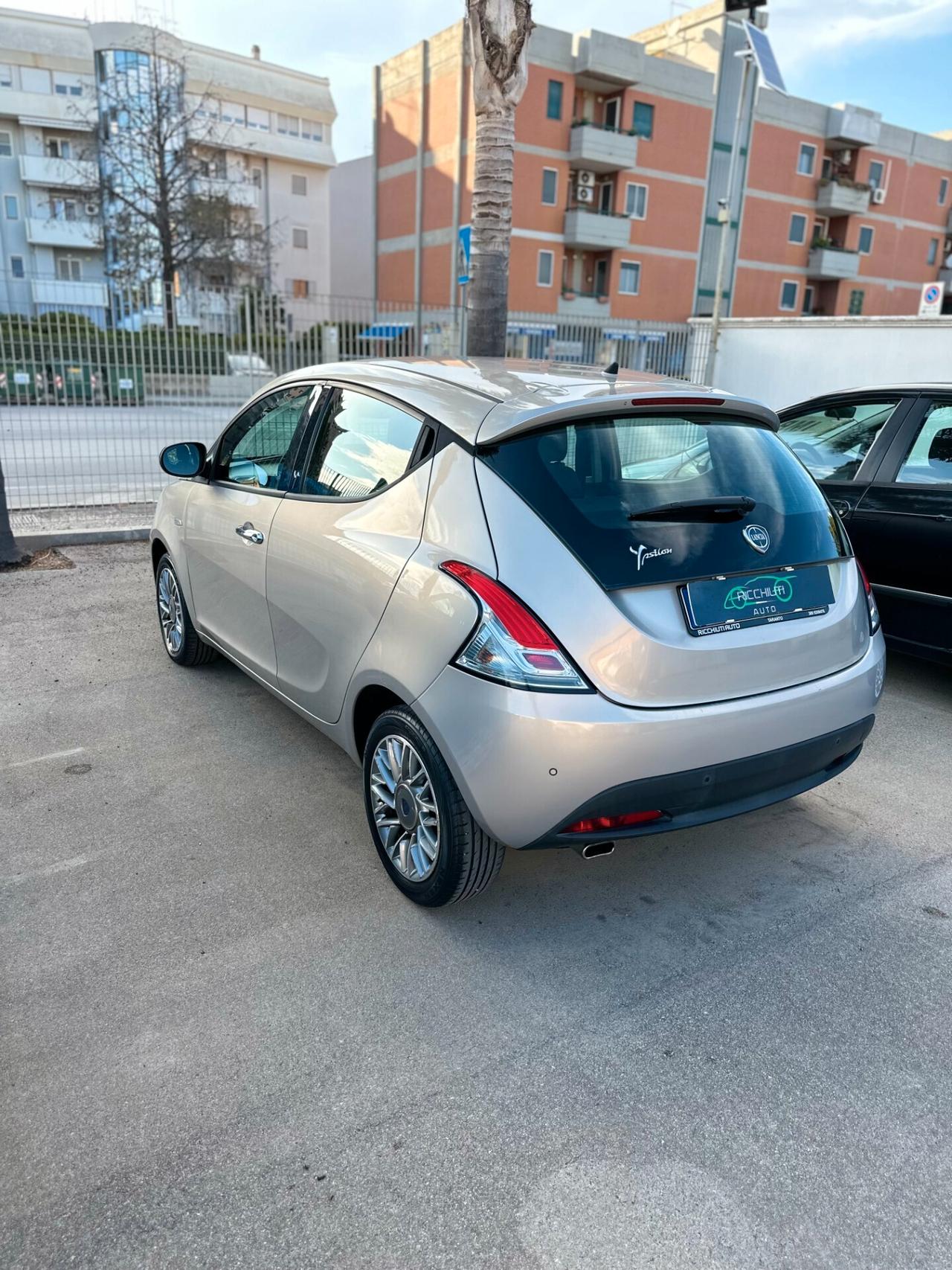 LANCIA YPSILON 1.3 MJT DIESEL 2012 OK NEOPATENTATI