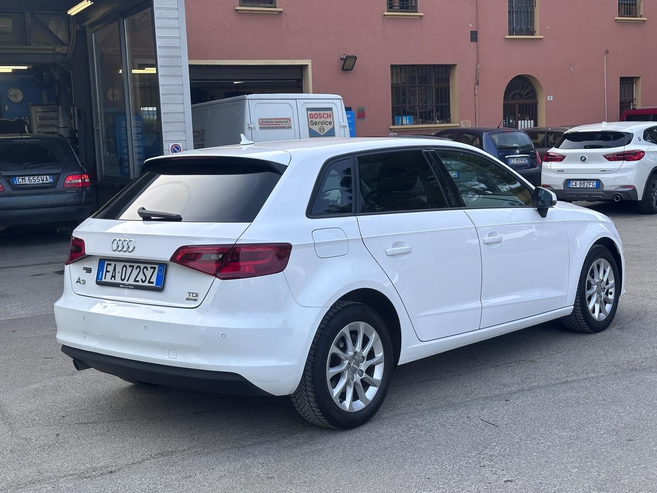 Audi A3 SPB 1.6 TDI clean diesel Ambition