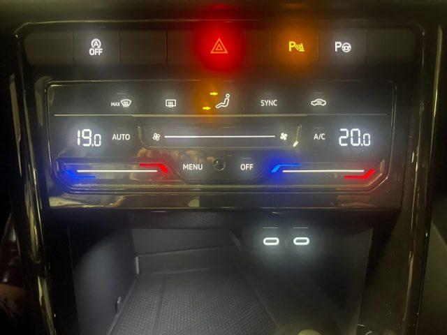 VOLKSWAGEN T-Roc 1.0 TSI R-Line LED VIDEO