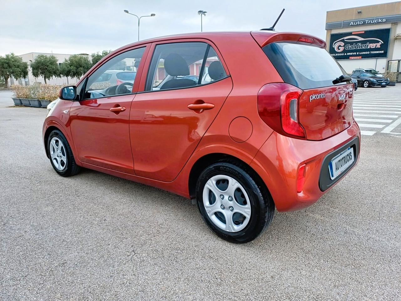 Kia Picanto 1.0 12V 5 porte Urban