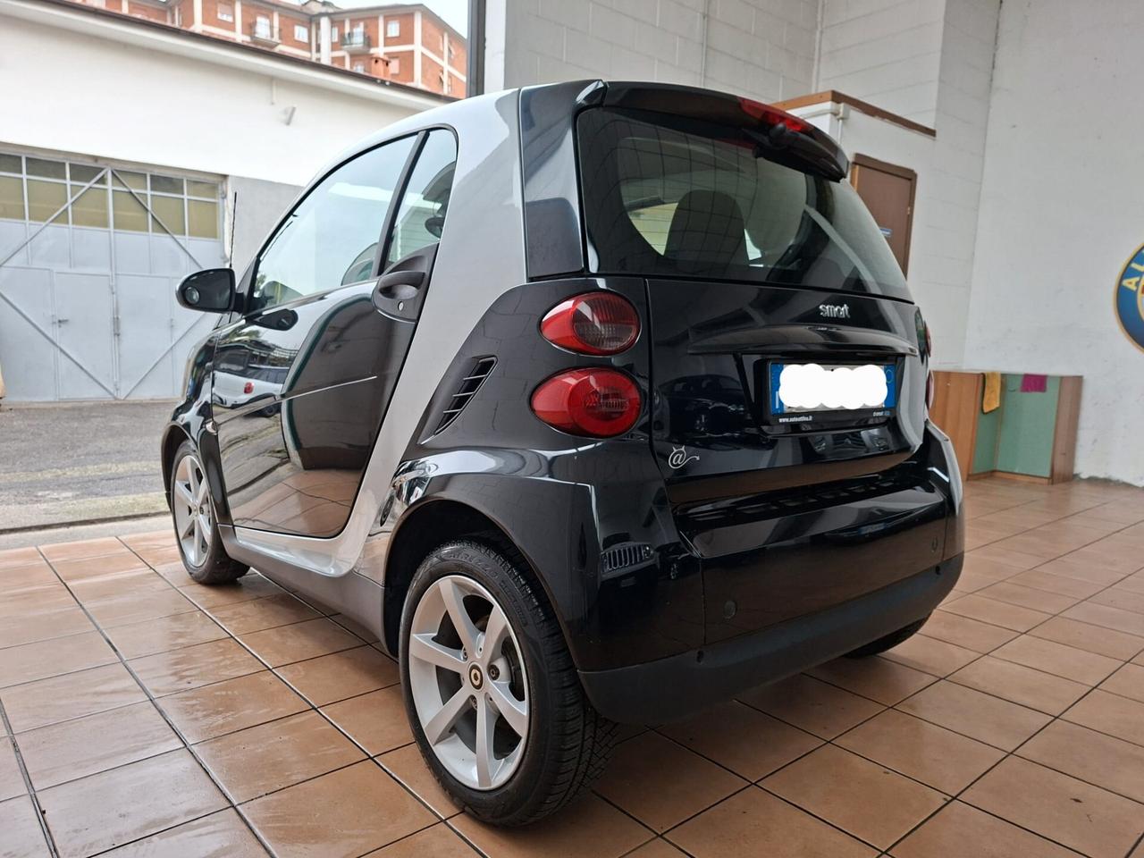Smart ForTwo Fortwo1.0 mhd Passion 71cv, adatta a neop.