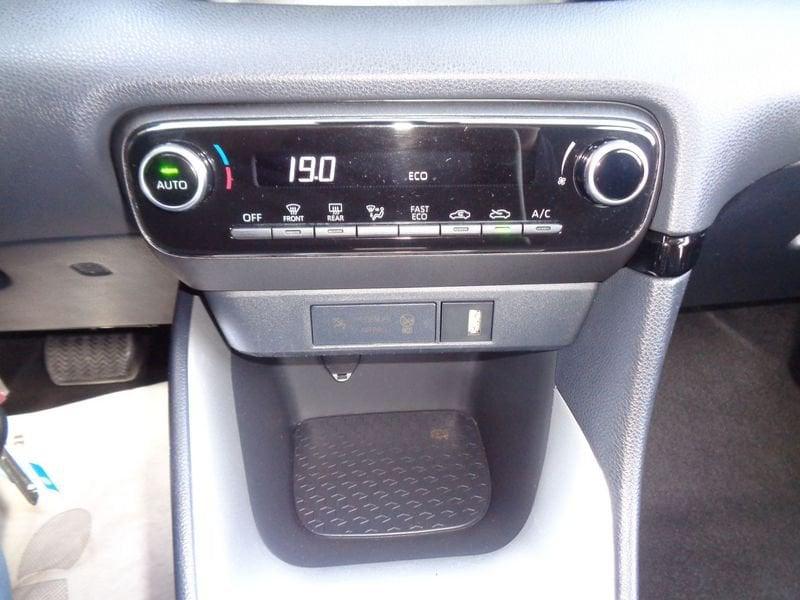 Toyota Yaris Yaris 1.5h Business