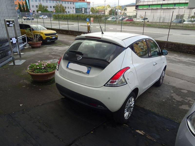 Lancia Ypsilon Ypsilon 0.9 Twinair 85 CV 5 porte Metano Ecochic Gold