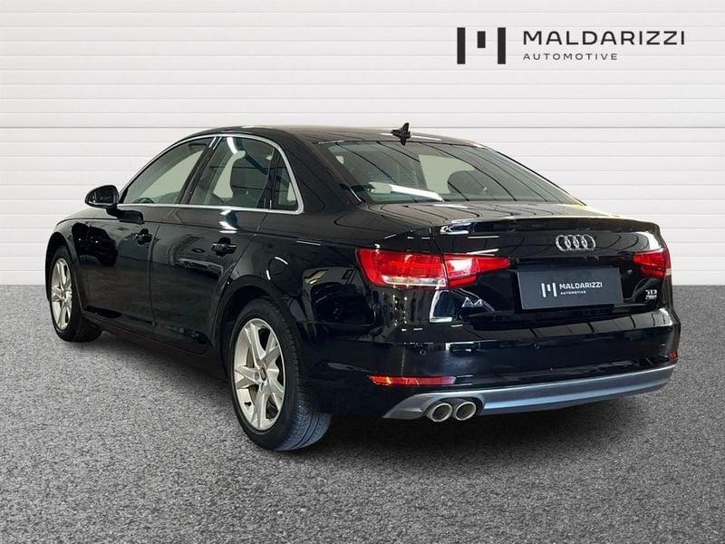 Audi A4 V 2016 Berlina 2.0 tdi ultra Business Sport 190cv my16