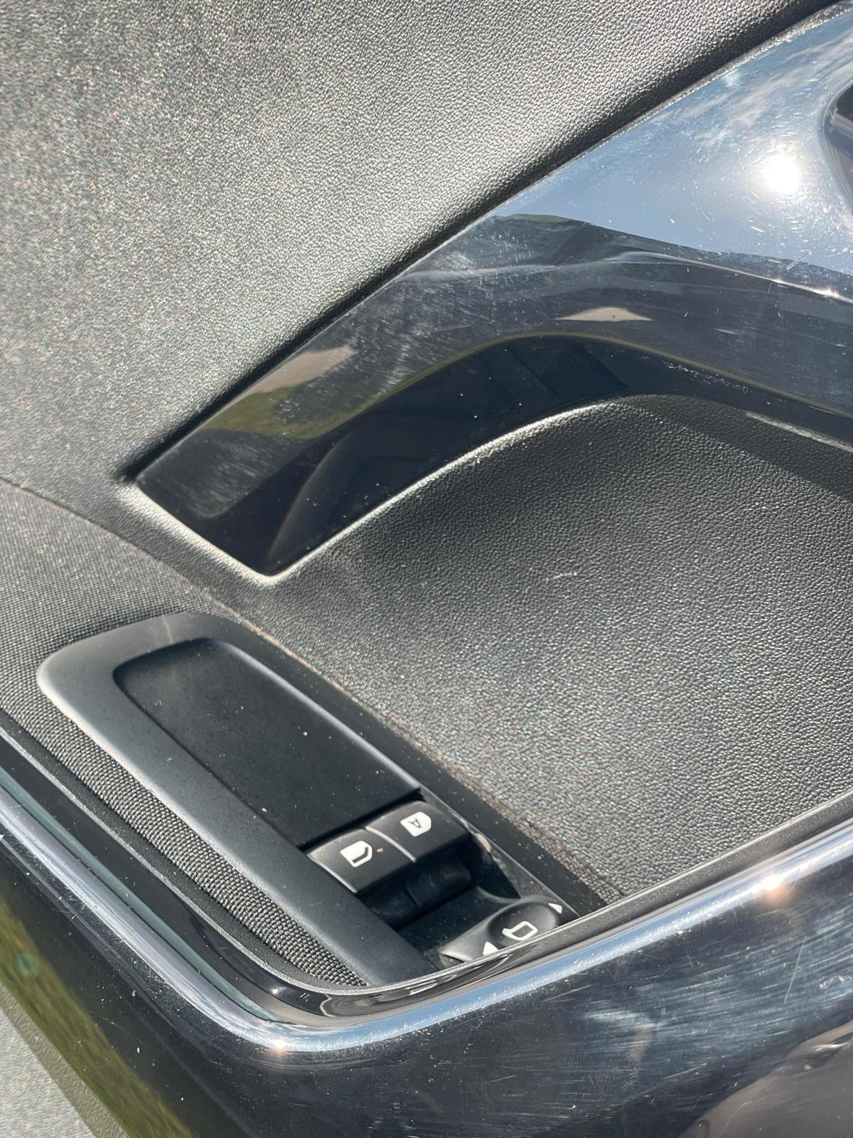 Peugeot 208 PureTech 82 5 porte Active