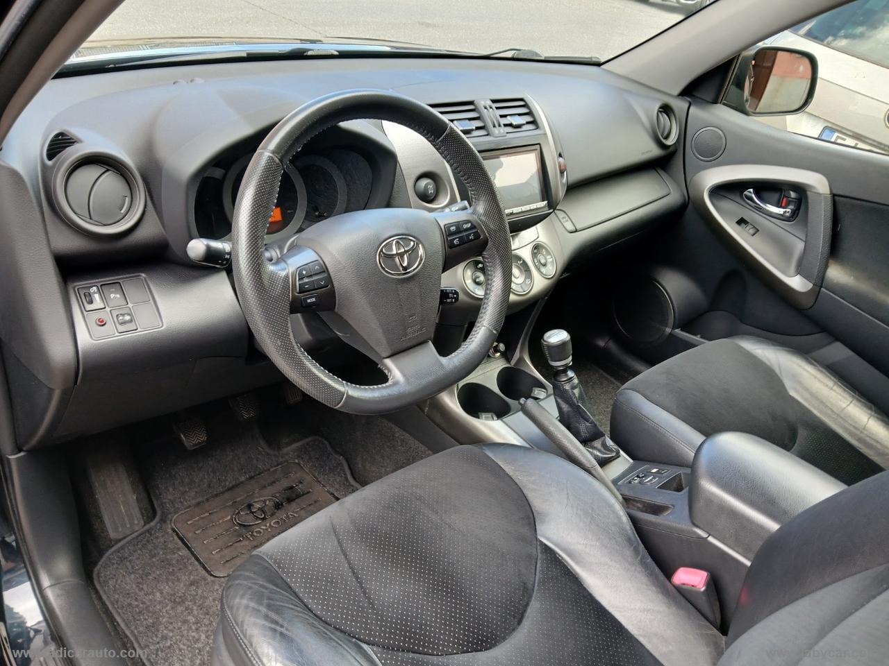 TOYOTA RAV4 Crossover 2.2 D-4D 150 CV Exclusive