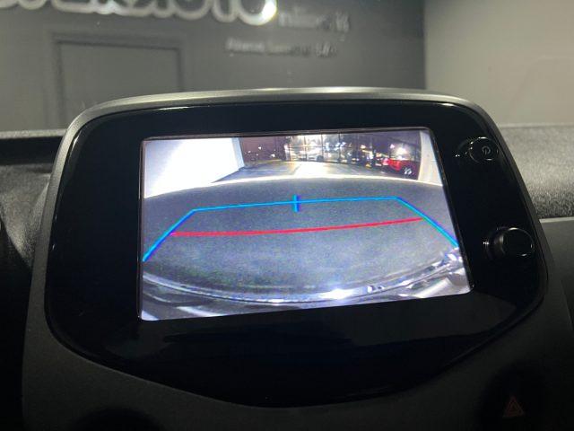 TOYOTA Aygo Connect 1.0 VVT-i 72 CV 5 porte