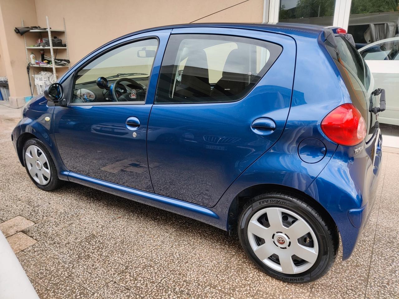 Toyota Aygo 1.0 Benzina 5 porte AUTOMATICA