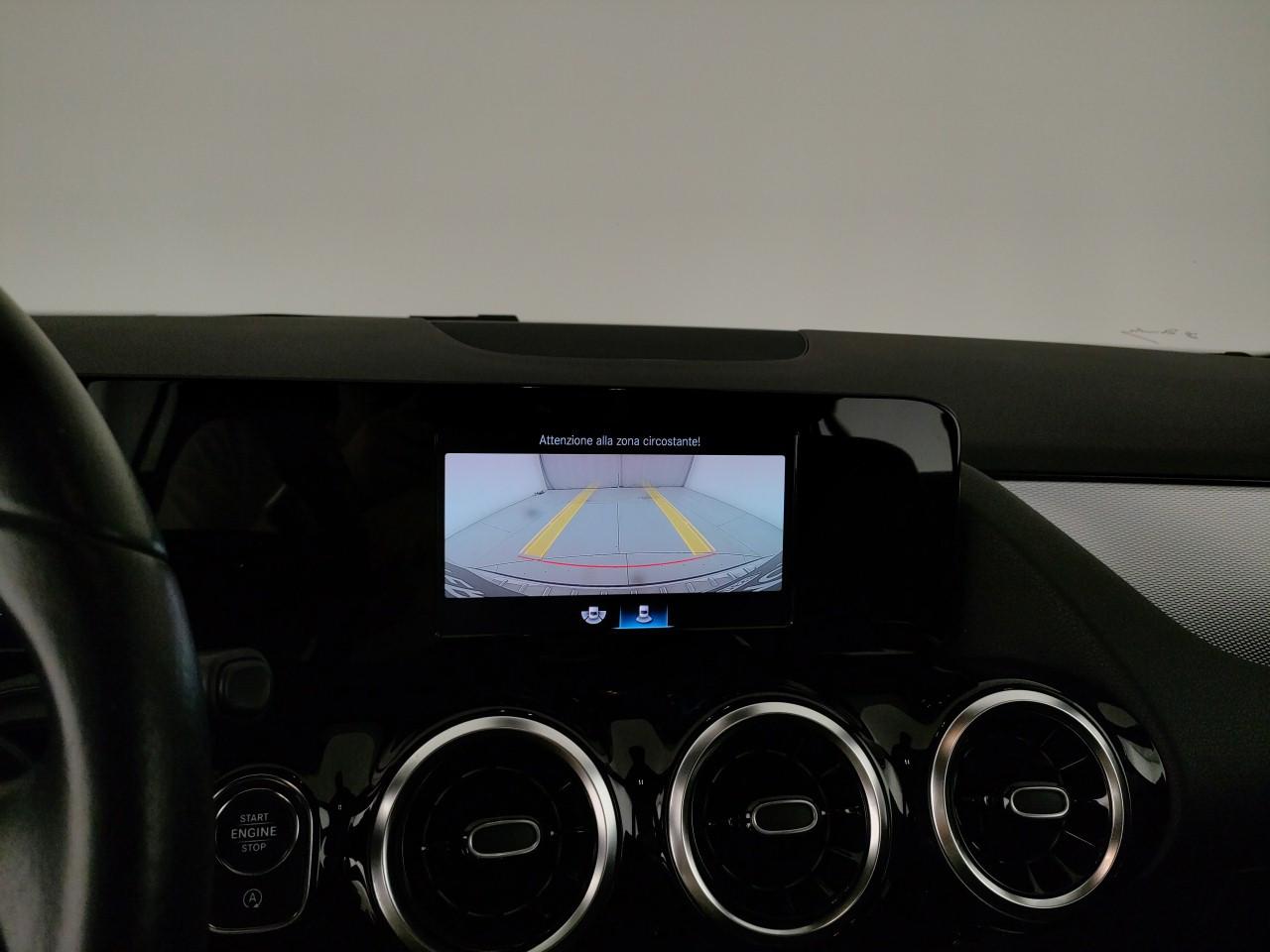 Mercedes-Benz GLA 200 d Sport auto