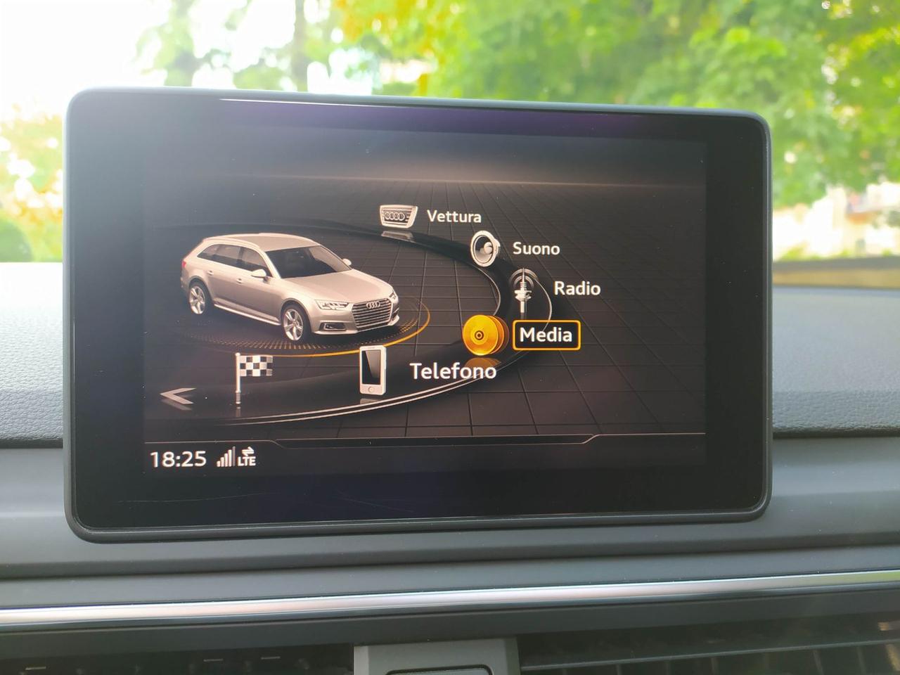 Audi A4 2.0 TDI ultra Business Sport