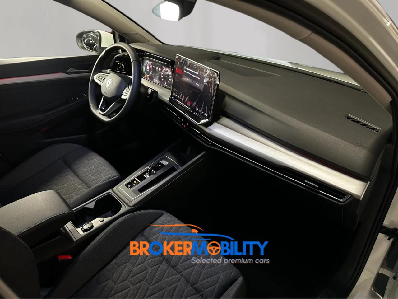 Volkswagen Golf 1.5 tsi ehybrid Life 204cv dsg